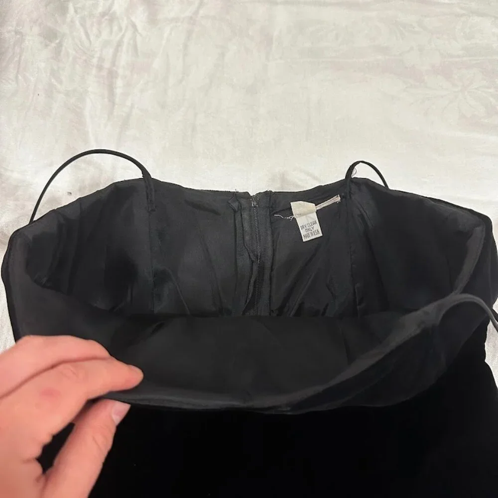 Vintage Black Velvet Slip Dress Made in USA Size M Cocktail Spaghetti Strap LBD - Picture 6 of 14